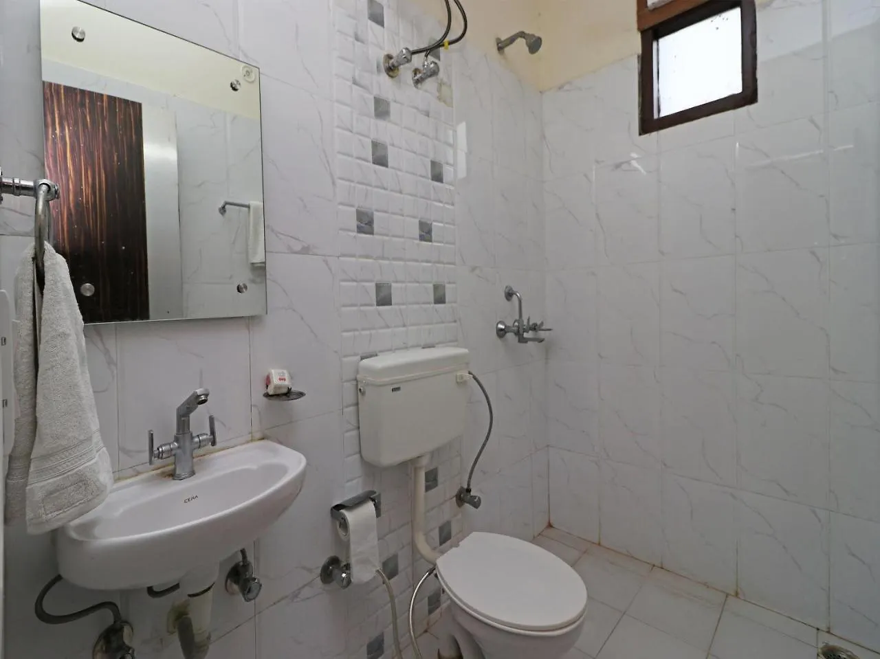 Oyo 6495 Hotel Eden Greens Gurgaon Indie